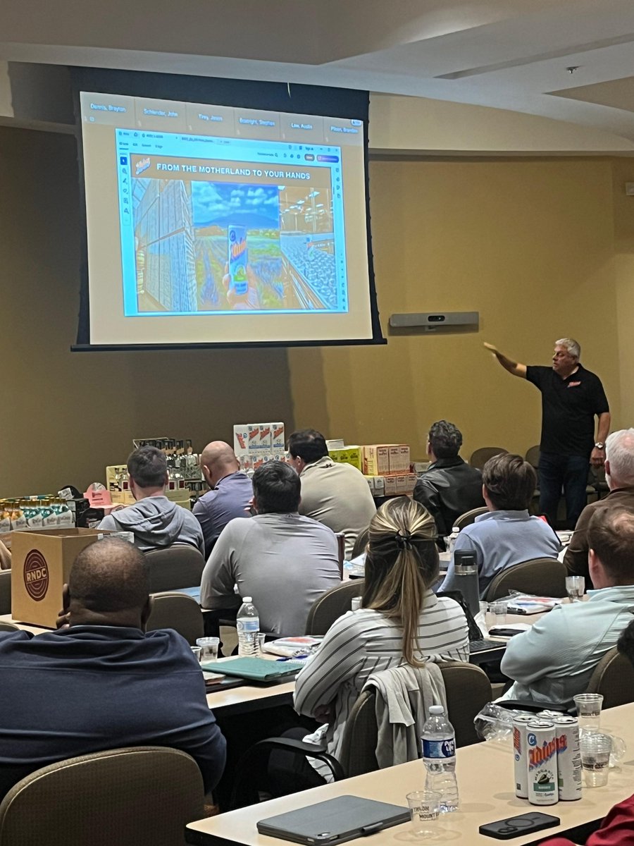 LAS7 🇵🇹 🇨🇭 tweet media