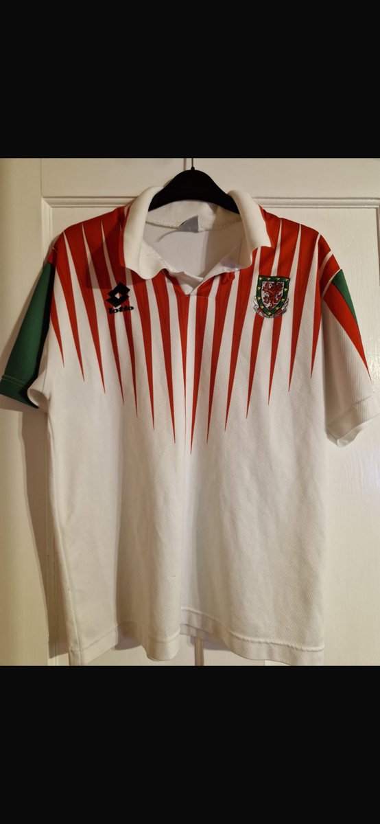 Crysau Pêl-droed Cymru tweet media