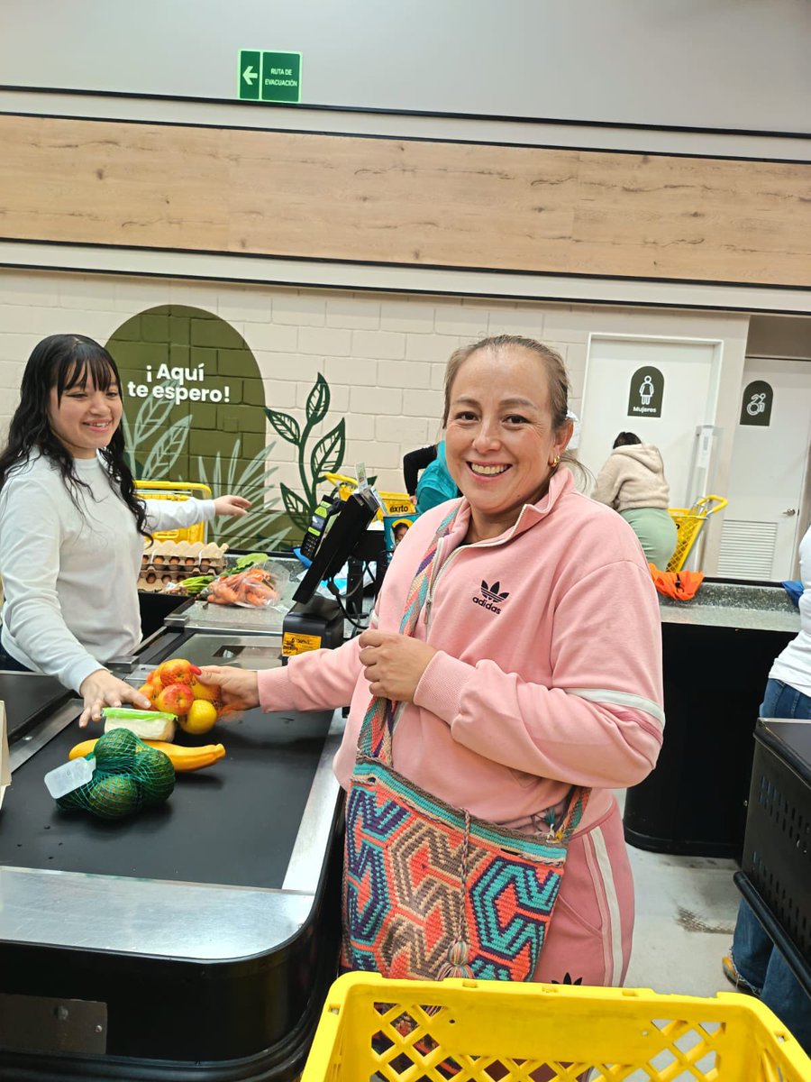 Caqueza_'s tweet photo. Las beneficiarias de #GoticasConAmor ya reciben su bono nutricional y acompañamiento integral.
Alimentos que fortalecen la nutrición de madres gestantes y lactantes, aportando al sano desarrollo de sus bebés.
@Fundacion_Exito @CundinamarcaGob
#NutrimosVidas https://t.co/bkQhb2jPSc