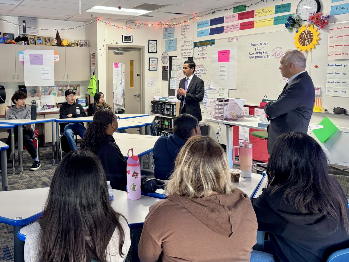 King-Chavez Neighborhood of Schools tweet media