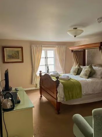 TheBBDirectory's tweet photo. Explore Exmoor from The Royal Oak n Somerset.
For more than three centuries, The Royal Oak Inn has been welcoming guests with inviting accommodation and delectable cuisine in the heart of Exmoor.
https://t.co/GA5BtswLVM
#TheRoyalOakInn #Withypool #Exmoor #CountryInn https://t.co/vrGisHtGVr