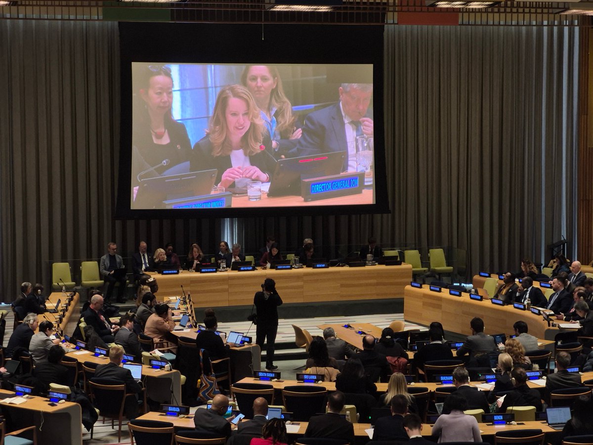 Amy Pope tweet media