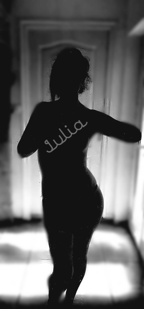 Julia Big Brother tweet media