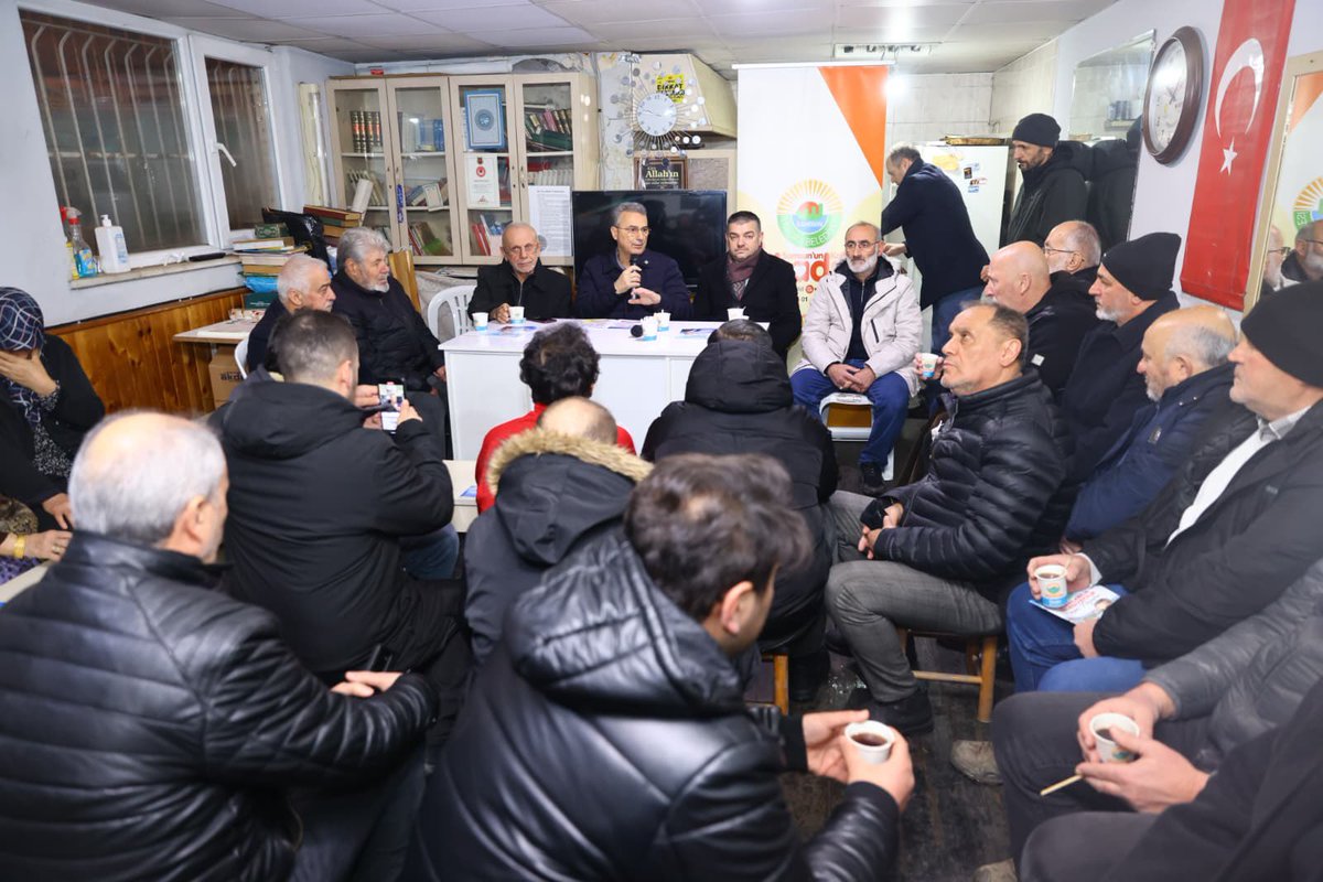 Bahçelievler Mahallesi Esenevler Camii’nde kılınan teravih namazı sonrası, İlkadım Belediye Başkanımız İhsan Kurnaz ve teşkilat mensuplarımızla birlikte hemşehrilerimizle bir araya geldik.

Ramazan’ın huzur veren iklimini bu güzel buluşmada hep birlikte yaşadık; gönül gönüle