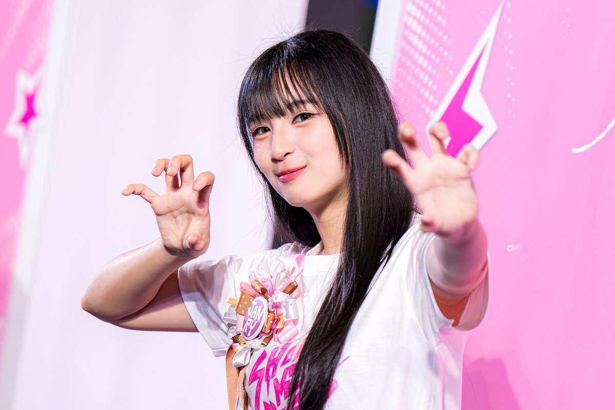 hornokhook48's tweet photo. 🤍🩷

#JanryBNK48 #BNK48
#ShockMeGirlsTH
#รักช็อตใจยัยช็อตฟีล https://t.co/zNs0kZLKLL