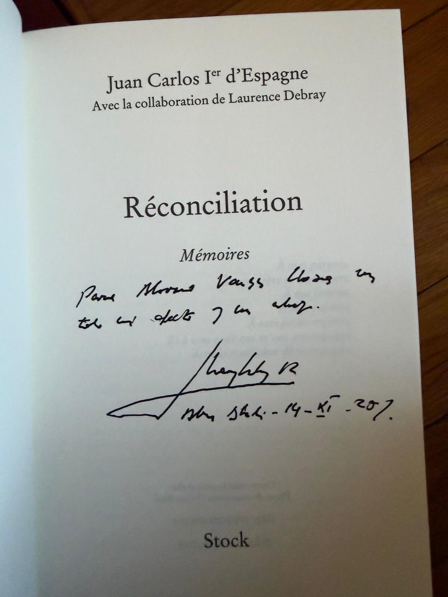 Tuve recientemente ocasión de agradecer a Juan Carlos I el ejemplar de sus memorias dedicado que me envió. También, su contribución al imperio de la democracia liberal en España y parte de Iberoamérica, y el ser un símbolo de ciertos valores que Occidente pierde aceleradamente.