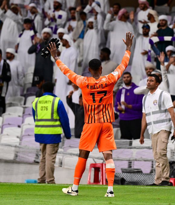5aldinho's tweet photo. تصريح @Khalid_eissa17 تصريح الموسم 🚨🚨
اقسسسسسم بالله انك رررررررررررررجل  🔥🔥🔥
وتأكد انه وراك امه كامله تدعمك وتوقف وياك داخل وخارج الملعب و في كل كلمة قلتها 👍🏻👍🏻 https://t.co/dreu7fAWd7