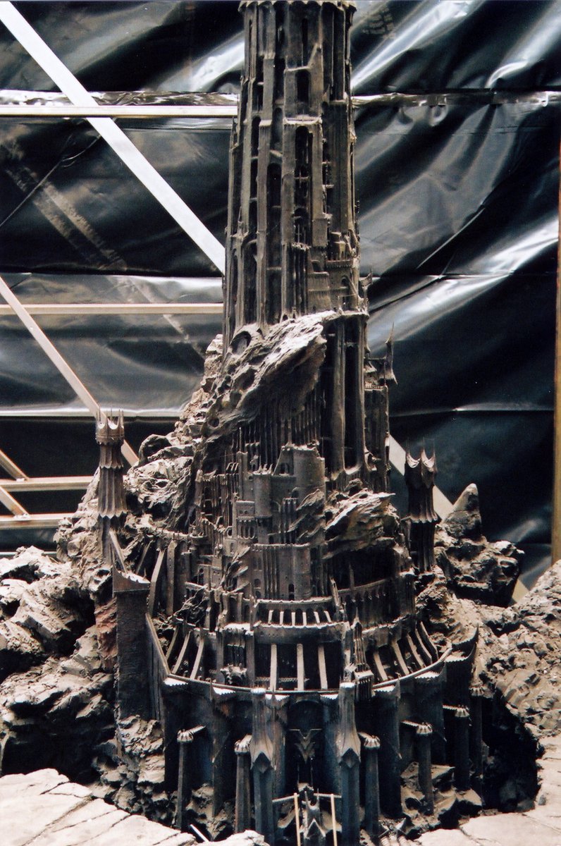 Wētā Workshop tweet media