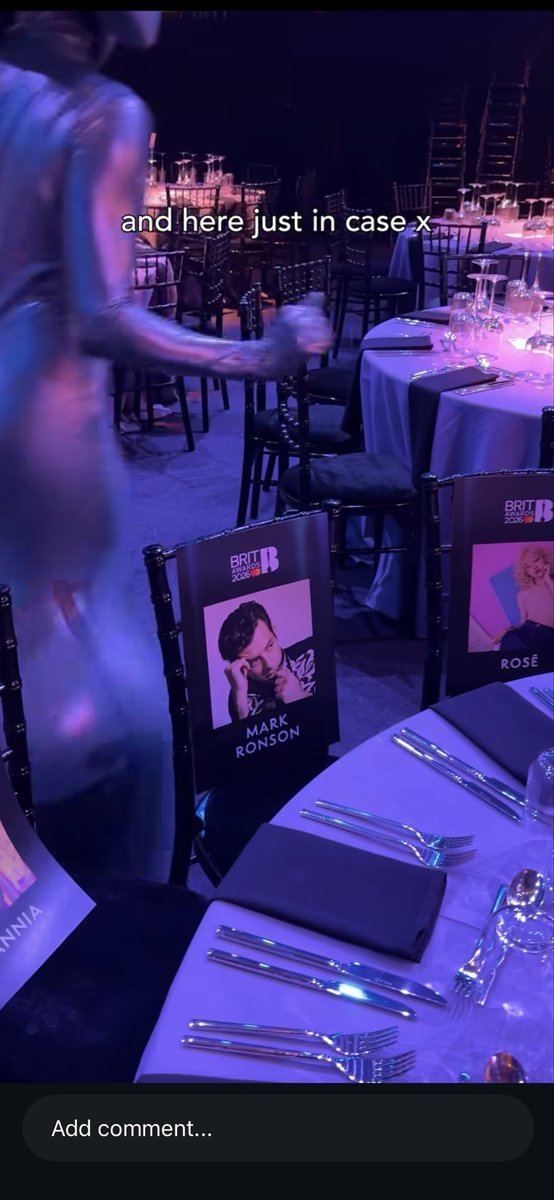 OMG ROSÉ IS GOING TO THE BRITS AND SHES SAT NEXT TO MARK RONSON
