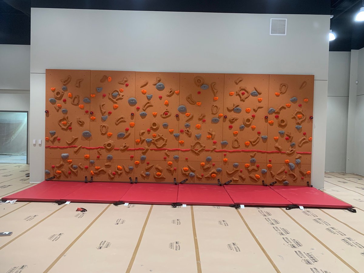 Everlast Climbing tweet media