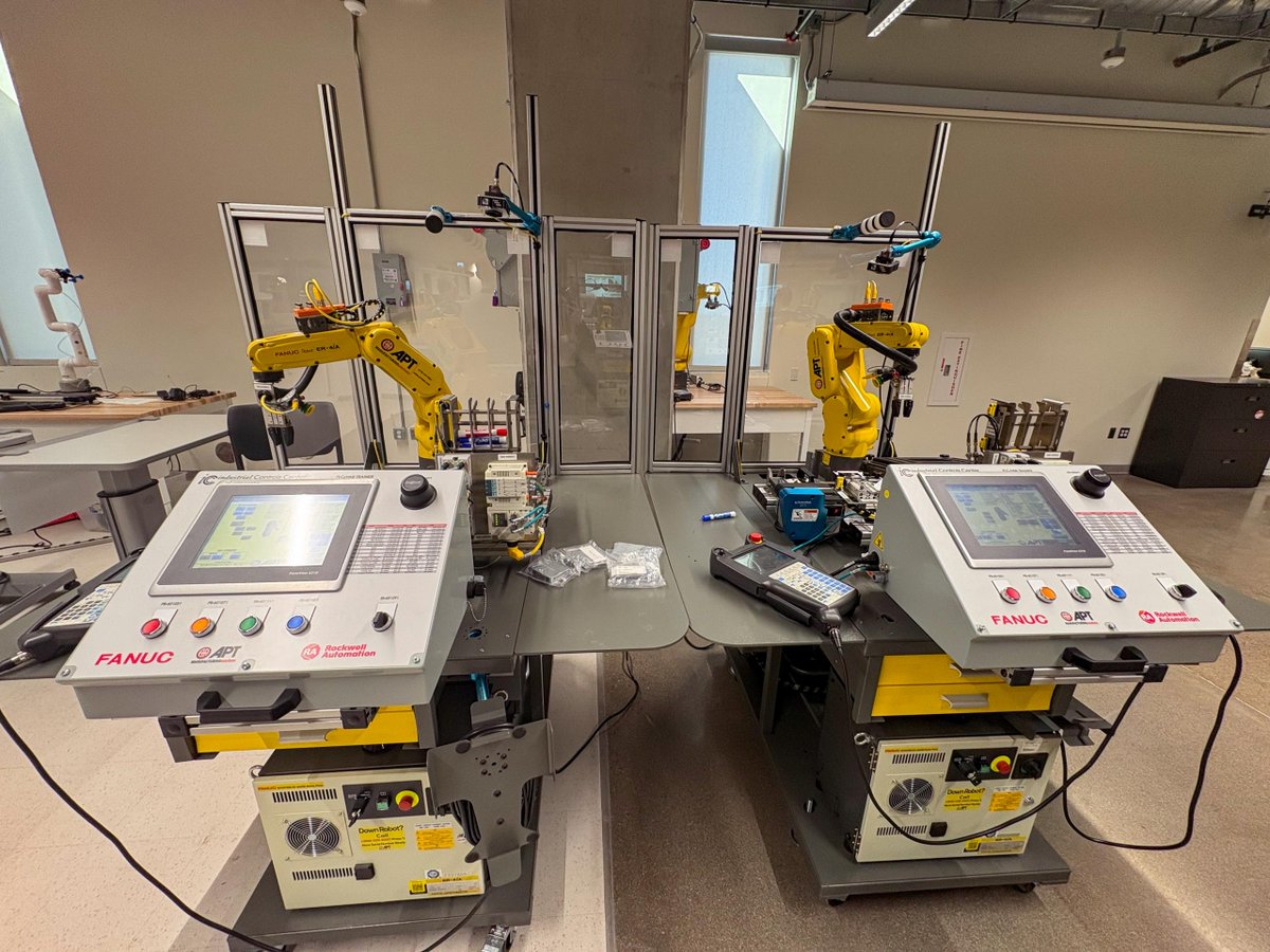 GPEC's tweet image. We toured @ASU's ISTB12 at @asupoly to see how the university is preparing the next generation of #AdvancedManufacturing talent. The facility gives students hands-on experiences to solve real-world problems for companies using industry equipment. @ASUEngineering