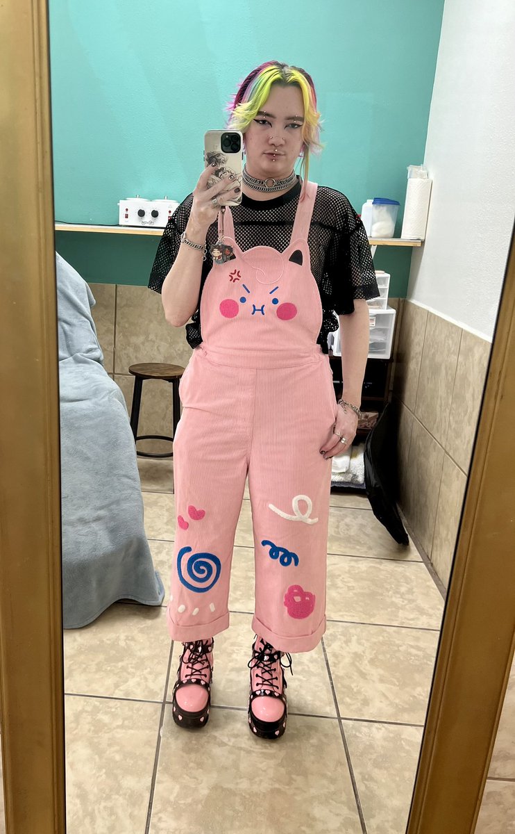 Mo 🌈 (Flambert• Transfag Flambae Truther) tweet media