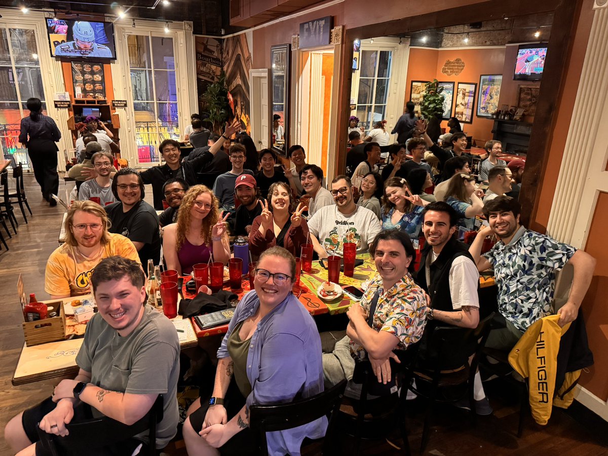 Sunny @ Home tweet media