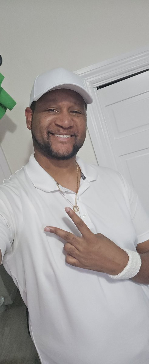 Live on Twitch as the best Tennis player that ever existed! 

Twitch: Goodie_gg