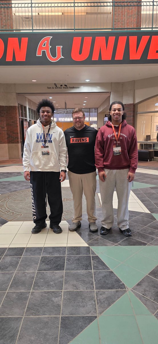 Chris Thompson tweet media