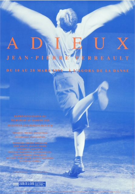 #CeJourLa, en 1993, Jean-Pierre Perreault présentait pour la première fois Adieux à l’Agora de la danse.
L’affiche ci-dessous annonce cette création, donnée à Montréal du 10 au 28 mars 1993, et témoigne d’un moment marquant de la scène chorégraphique québécoise.