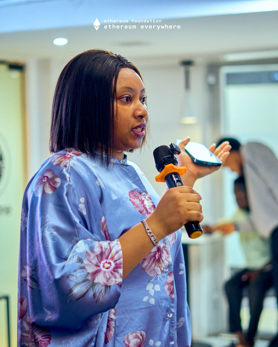 Faith M. Roberts 🙂‍↔️ tweet media