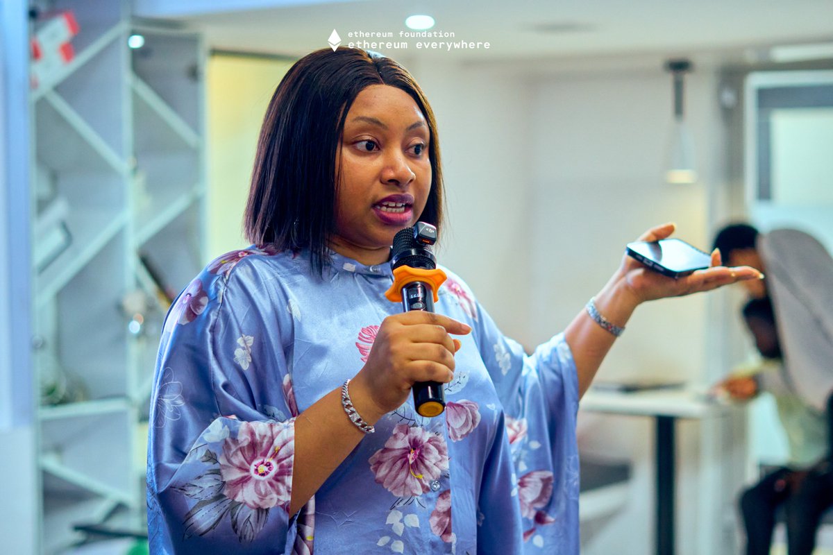 Faith M. Roberts 🙂‍↔️ tweet media