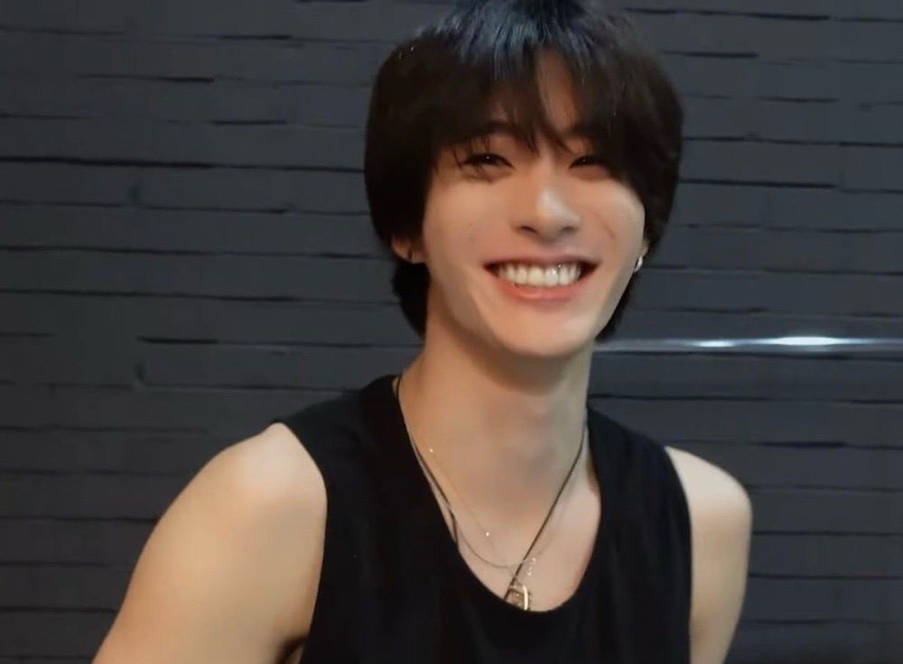 แอนตันอันนี้แอบไวบ์เดียวกับแจฮยอนปะ ทำไมชั้นรู้สึก