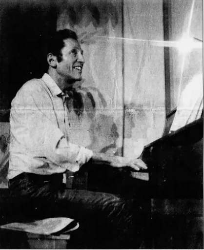 jimo_thereal1's tweet photo. @feelzyou tom lehrer https://t.co/2lbhkROai9