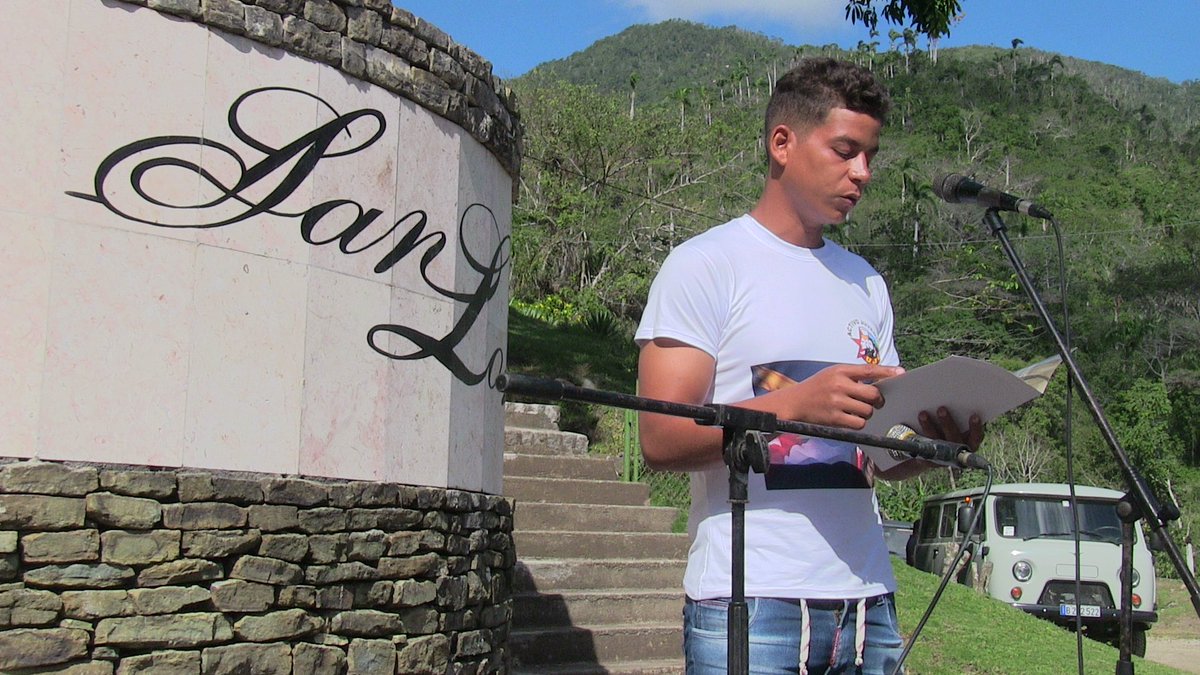 El aniversario 152 de la caída en combate de Carlos Manuel de Céspedes fue recordado este #27DeFebrero en el sitio histórico San Lorenzo, #TercerFrente, en la base del conjunto escultórico que recuerda al Padre de la Patria #SantiagoDeCuba <a href="/Yuniorsantiago7/">Yuniorsantiago</a> <a href="/luthier789/">Isidro Castañeda</a>