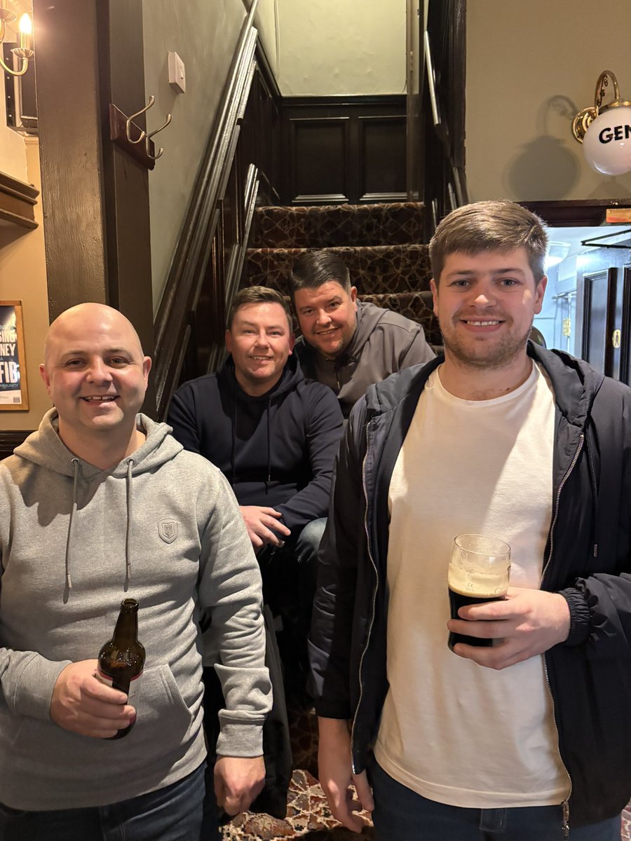 Chris Cummins tweet media