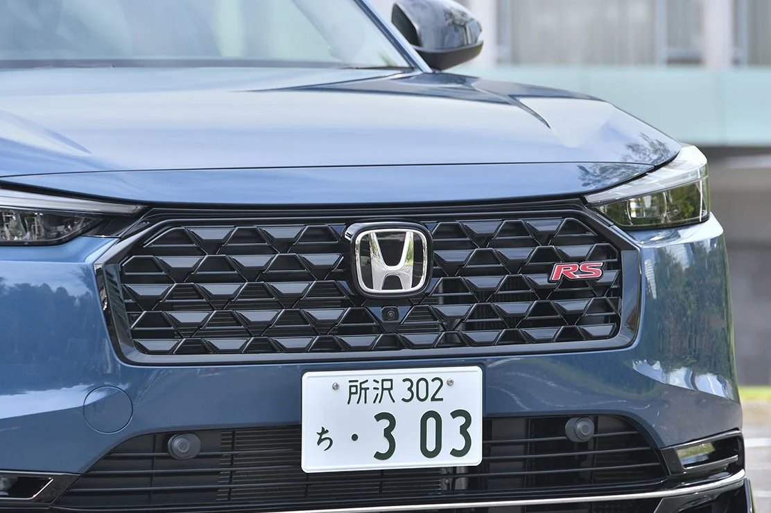 _gcabrio_'s tweet photo. 走りもスマート。ヴェゼルRSちょうど良い存在感! https://t.co/TEmjnHbzcV