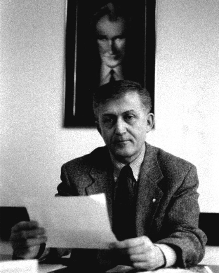 Geceye bir fotoğraf bırak.