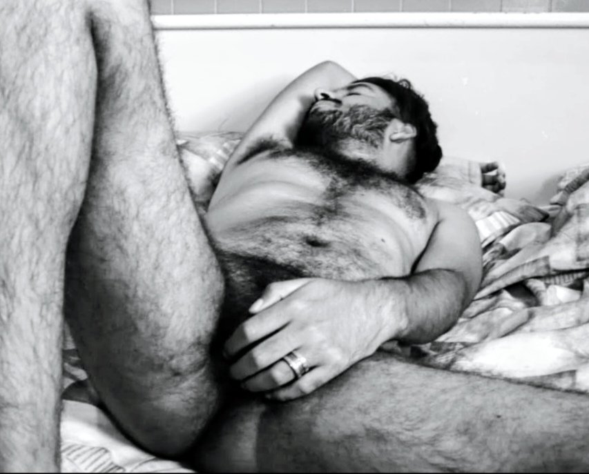 ikerdfbb1's tweet photo. @LingerieBros Yo usuario sin experiencia.

Soy de CDMX!!!
Me gusta el contraste de un cuerpo masculino feminizado con prendas cachondas para el disfrute de otros hombres.

Me gustaría un macho que sea mi cómplice en este gusto poco explorado. https://t.co/lVshumlT0v