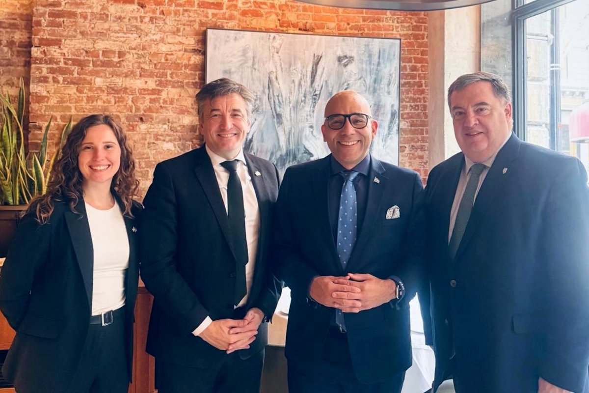 Irish Embassy Canada tweet media