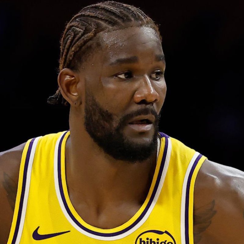 The Los Angeles Lakers and Deandre Ayton are nearing an agreement that will allow him to work remotely.

(Via <a href="/LakersLead/">Lakers Lead</a>)