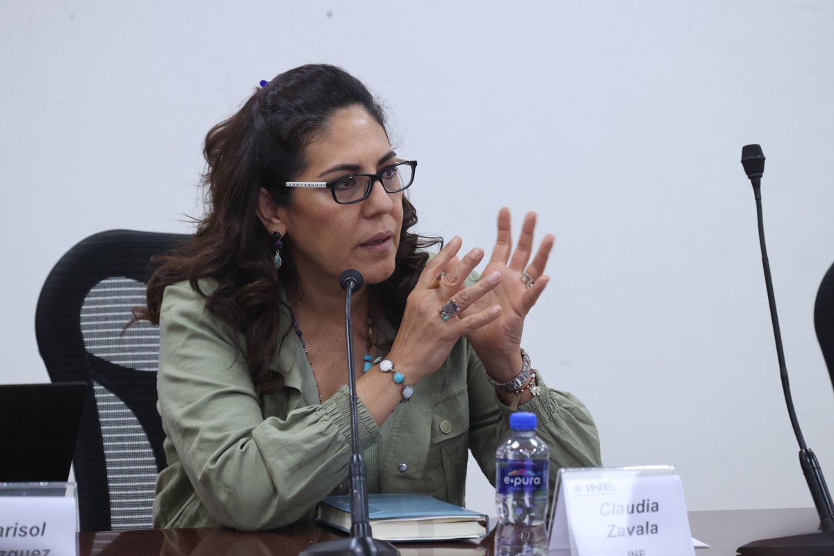 Claudia Zavala tweet media