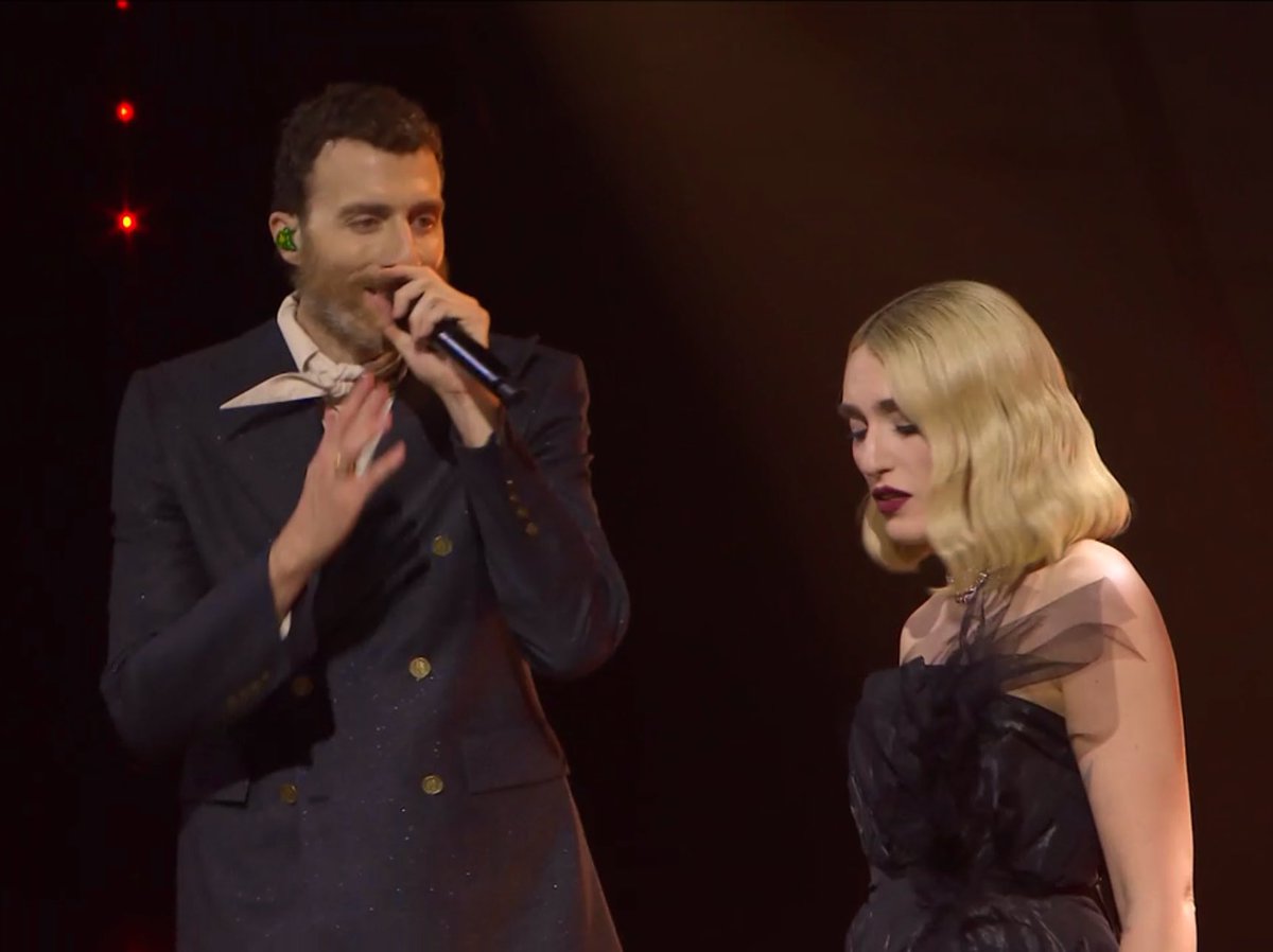 _alber3llo_'s tweet photo. bravissimi mara e garibaldi #Sanremo2026 https://t.co/O4OT6NkaUH