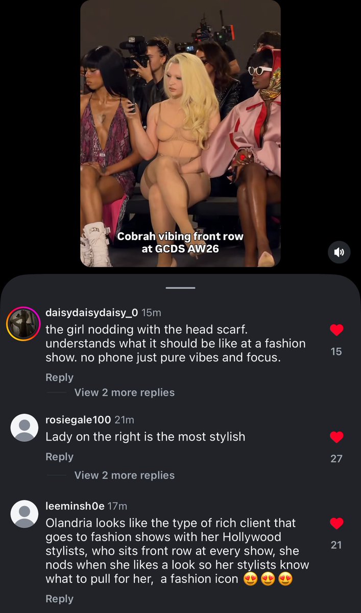 prisca🖤 tweet media