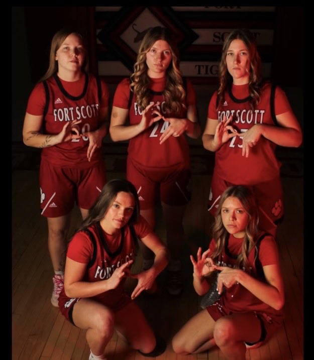 Fort Scott Lady Tigers Basketball tweet media