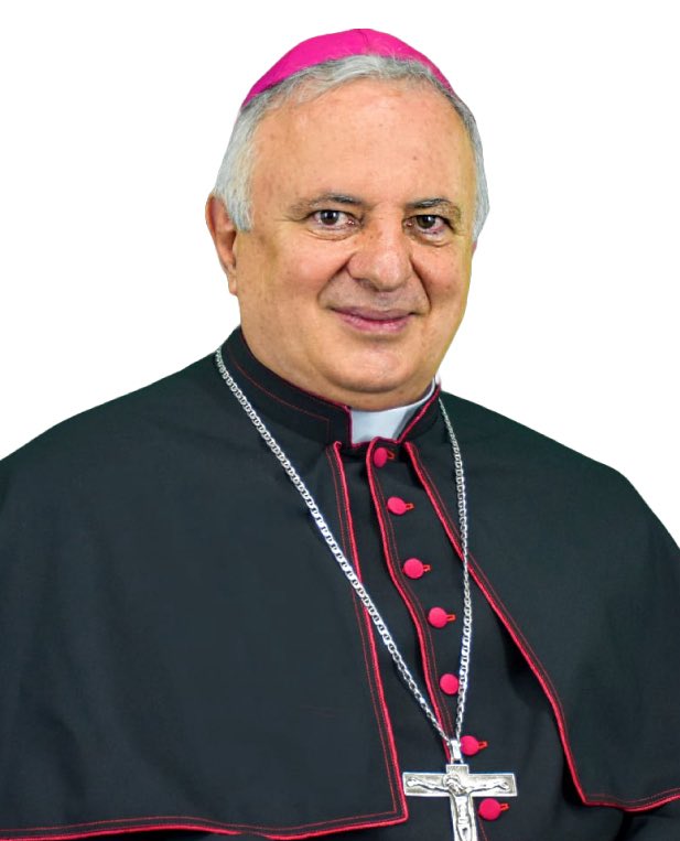 «Si no lo haces conmigo, lo haré con tus hermanos». Con esta amenaza, Herrera abusó de la víctima durante seis años. Pese a las denuncias, el obispo Matiz mantiene al cura en el sacerdocio, al igual que a decenas de curas denunciados por abusos sexuales en la <a href="/DiocesisdeBuga/">Diócesis de Buga</a>.