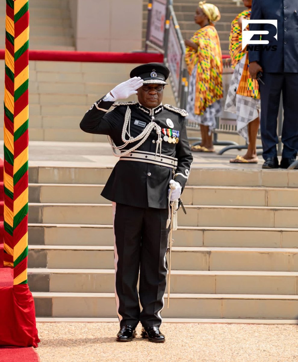 Bhra_ChoruZ's tweet photo. 🫡 The Inspector General of Police Christian Tetteh Yohuno at the Parliament House for the State of the Nation Address.

@GhPoliceService 
@nartehsikabenz 
@pilosoftrepairs https://t.co/vbEU9G1DMO
