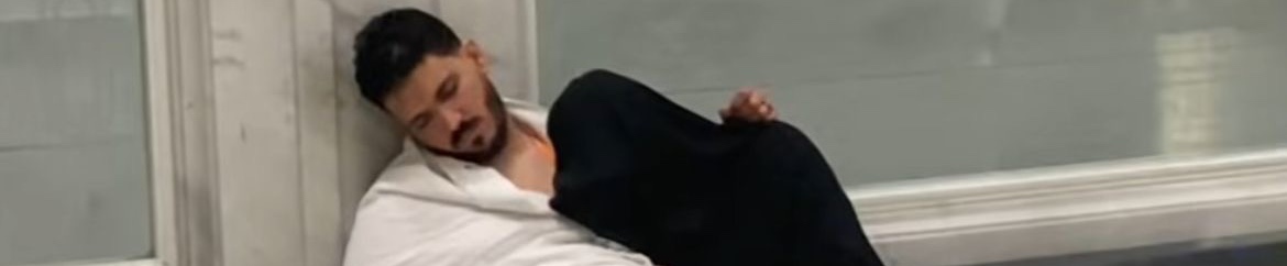 Unreliable tweet media