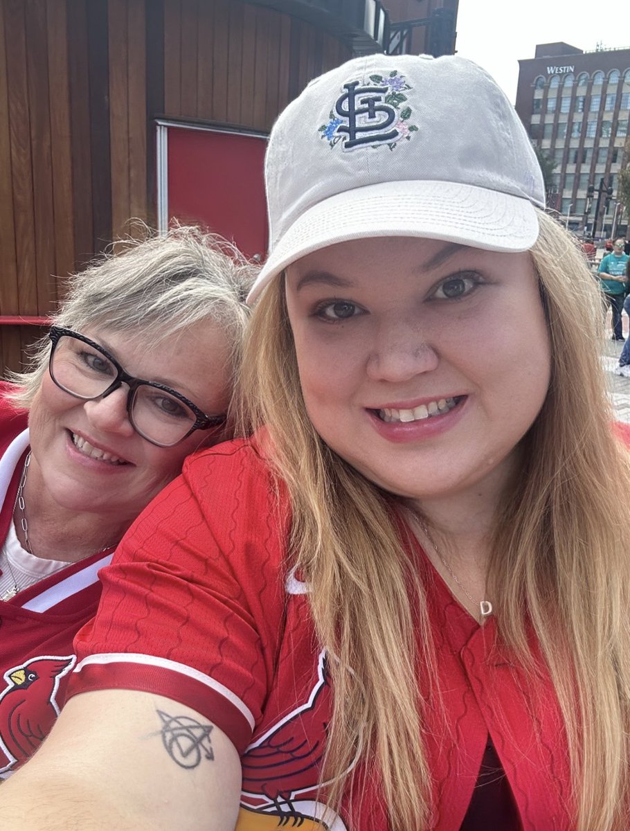 KaylaJenn's tweet photo. Alexa, play Birthday by The Beatles 🥳

Happy Birthday, Momma! 🥰 https://t.co/d4qsg7fJNT