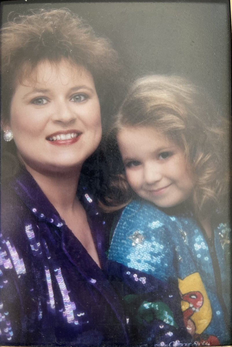 KaylaJenn's tweet photo. Alexa, play Birthday by The Beatles 🥳

Happy Birthday, Momma! 🥰 https://t.co/d4qsg7fJNT