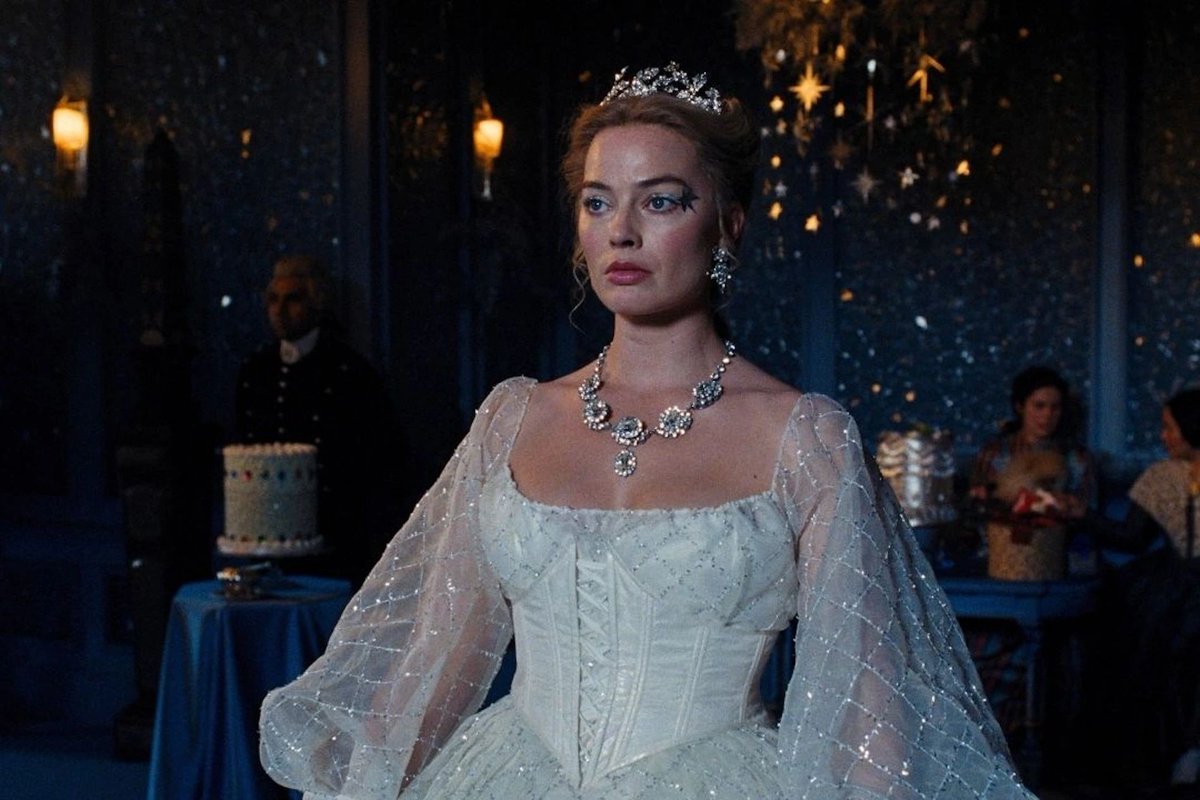 glittermagazine's tweet image. Margot Robbie’s 'Wuthering Heights' Flush Has Us Craving More Blush, These Are Our Favorites

READ MORE: buff.ly/6MNk92B  

#WutheringHeights #Blush