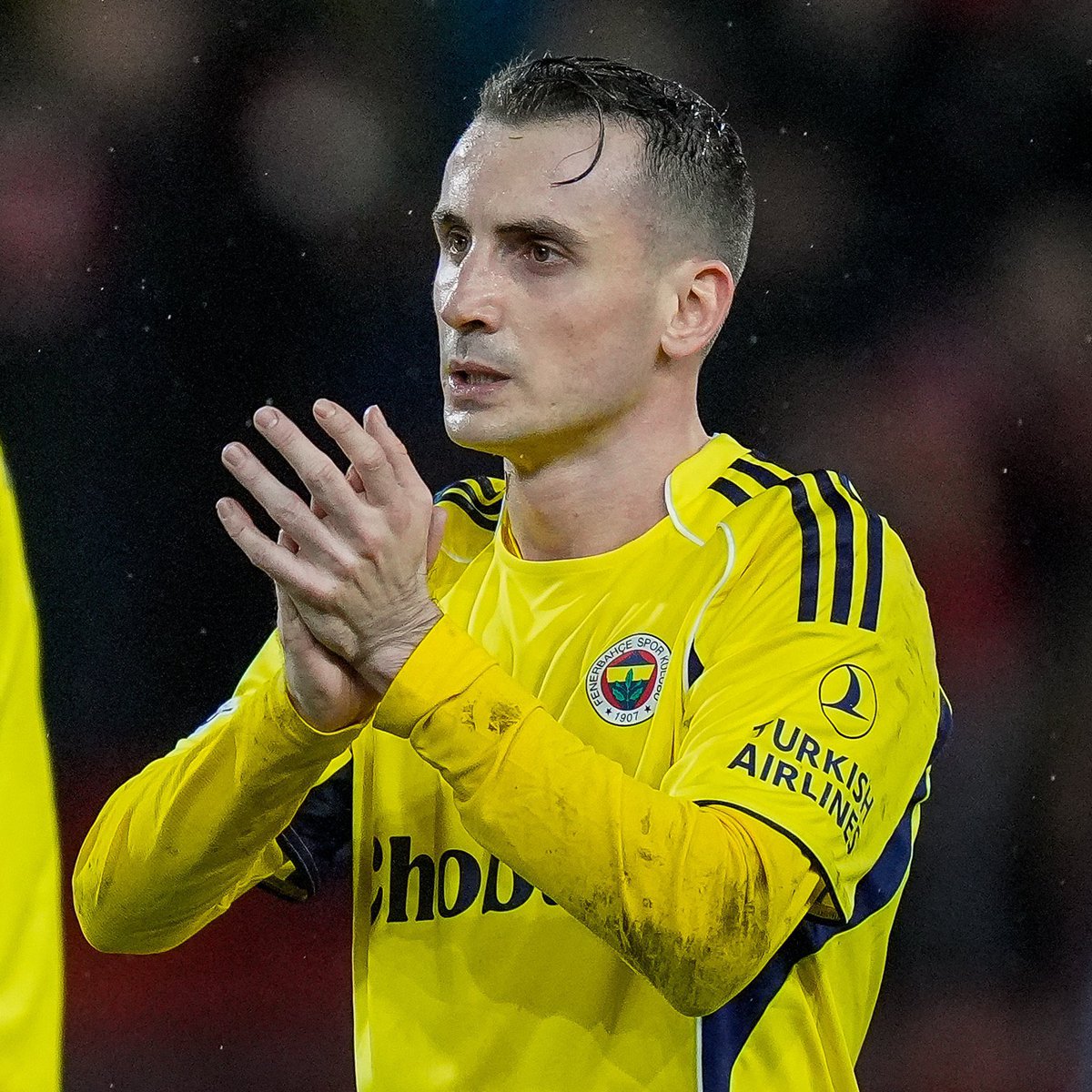 Kerem Aktürkoğlu: "Fenerbahçe'nin şampiyon olması için gerekirse sol bek bile oynarım."