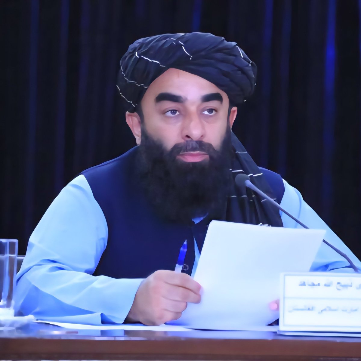 _GlobeObserver's tweet photo. 🚨 BREAKING: 

Trump says Pakistan is doing well with Afghanistan and that he will not interfere. https://t.co/t8Y0SjmZQe