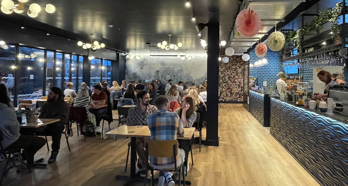 MapeiUKLtd's tweet image. A #Mapei system has been used to complete a resilient #floor #installation at multi award-winning Craft Republic in #Barry. buff.ly/Ka0EQzk 

#LVT #SubfloorPreparation #substrate #interiors #refurbishment #flooring