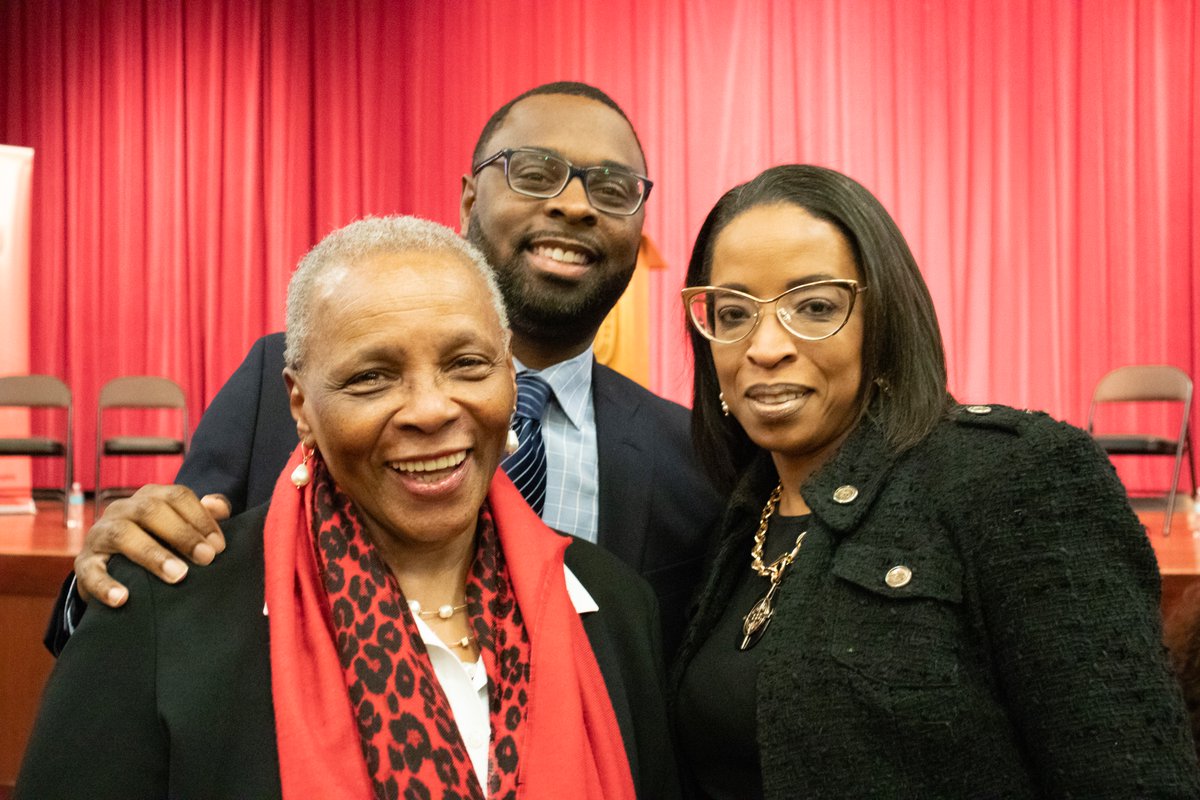 Christian Brothers U tweet media