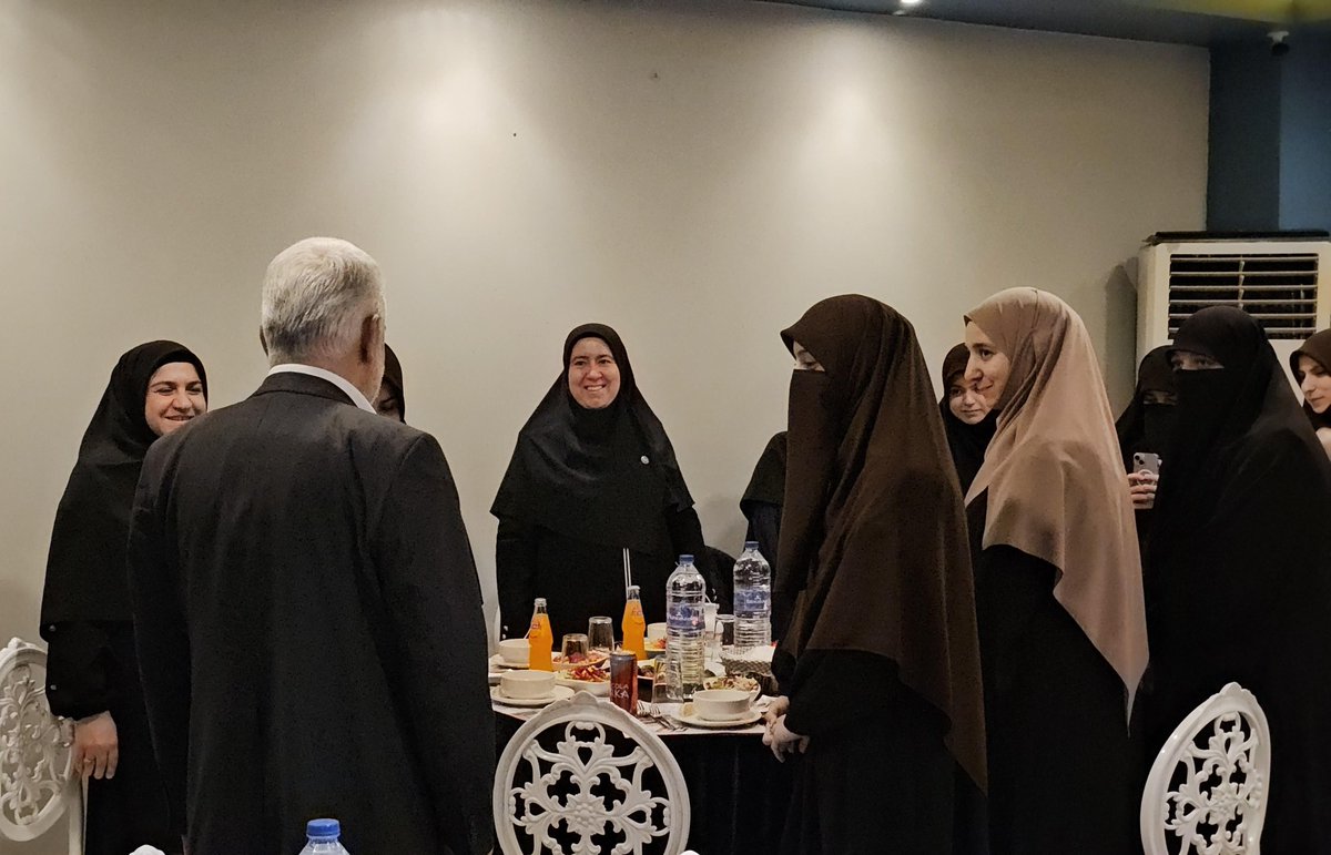 Genel Başkanımız Sayın Zekeriya Yapıcıoğlu, Bursa İl Başkanlığımızın düzenlediği iftar programında teşkilat mensuplarımızla bir araya geldi.