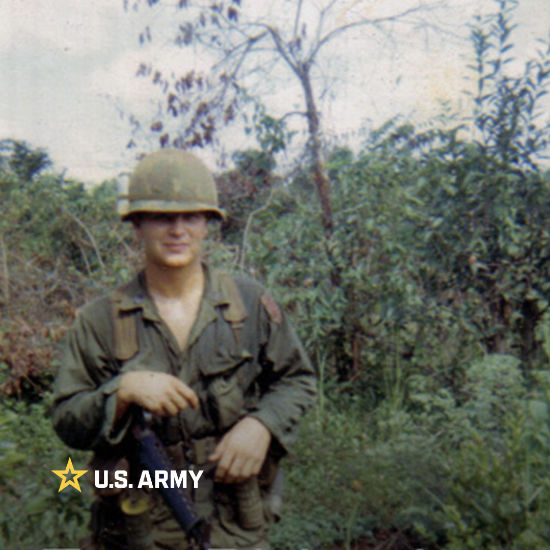 U.S. Army tweet media