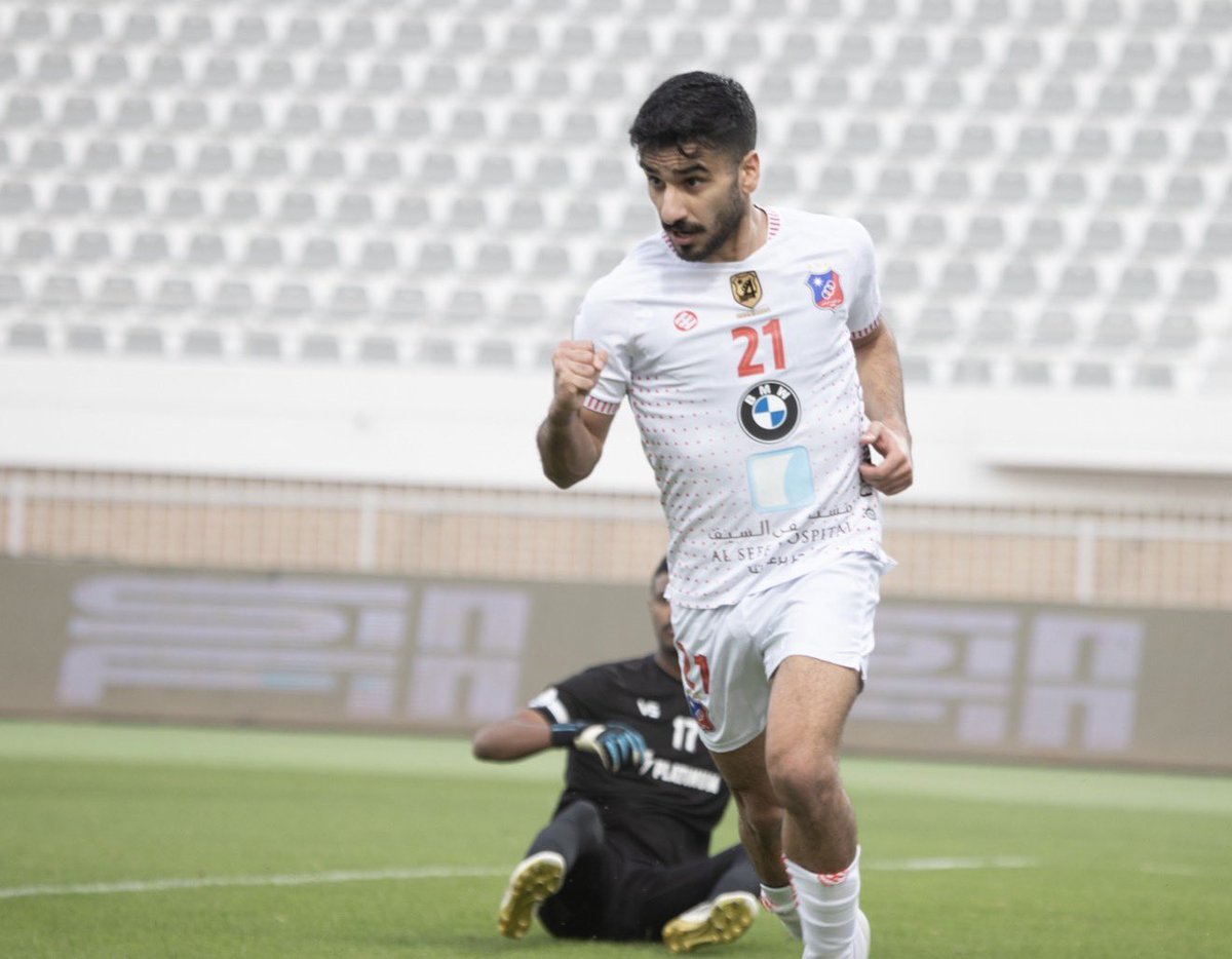 v_t_m7's tweet photo. من حولي العميد يحجز الى ربع النهائي
العميد بدأ يعود  لحالته الطبيعية التي كان عليها
الدفاع لا زال عليه علامة استفهام
والامر الايجابي الضغط العالي المارسه
الاعبين وتحكمهم بمجرى المباراة
والقادم اجمل ان شاء الله https://t.co/axFKbTlNl8