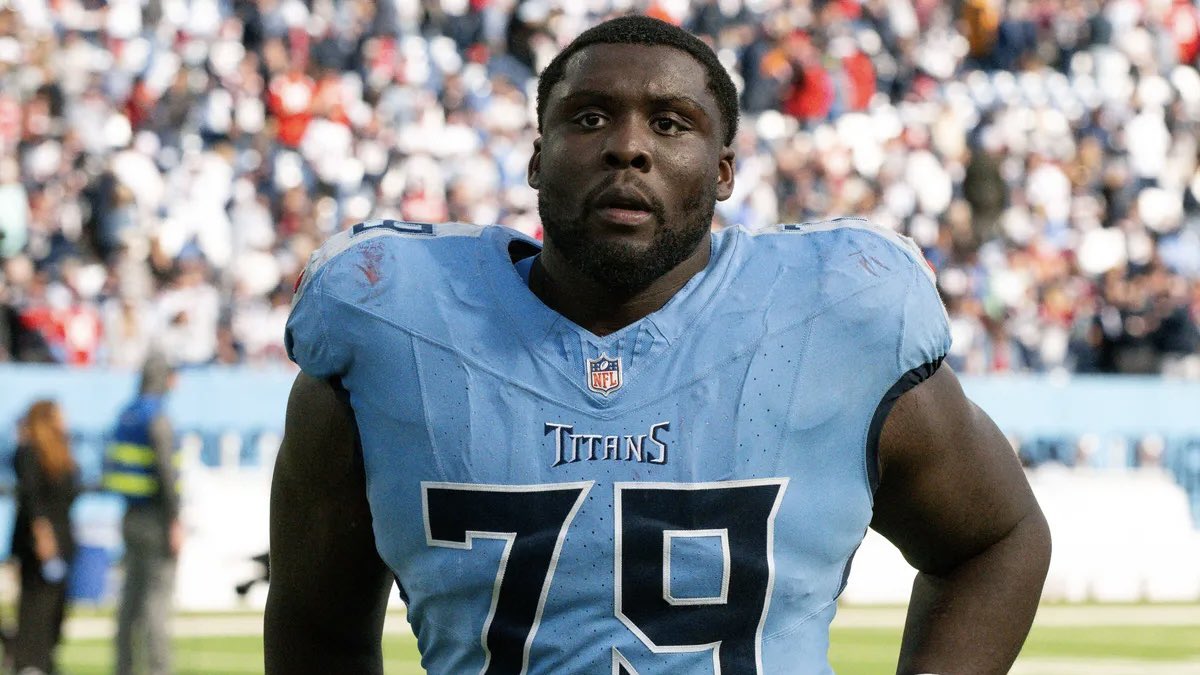 NagleNFL's tweet photo. Name 3 free agents you want your team to (realistically) sign this offseason…

I’ll start:

CJ Gardner-Johnson, S - #Bears
Lloyd Cushenberry, C - #Titans
Keenan Allen, WR - #Chargers

Let’s discuss… https://t.co/v7YrvnJPui