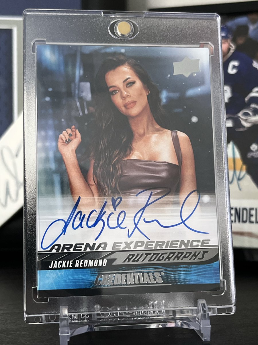MikeAllen15's tweet photo. @Jackie_Redmond As someone who’s followed since the drafted days, this was a nice find. Keep killing it 🔥 https://t.co/LUUe7rwuPK